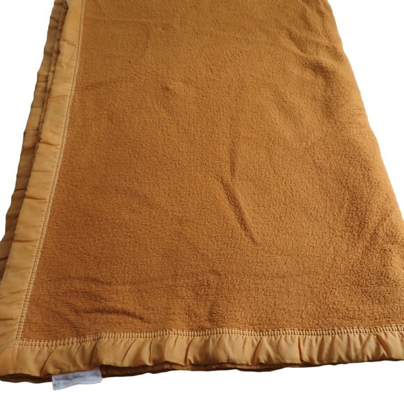 Vintage Belgian Made Acrylic Blanket Gold Tone Queen Satin Trim by The Broadway - Picture 2 of 12